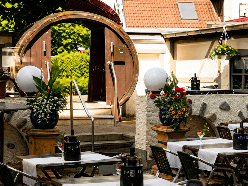 Bacchus-GriechischesRestaurant-Arnum-Biergarten_1