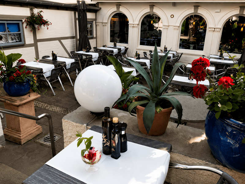 Bacchus-GriechischesRestaurant-Arnum-Biergarten_4